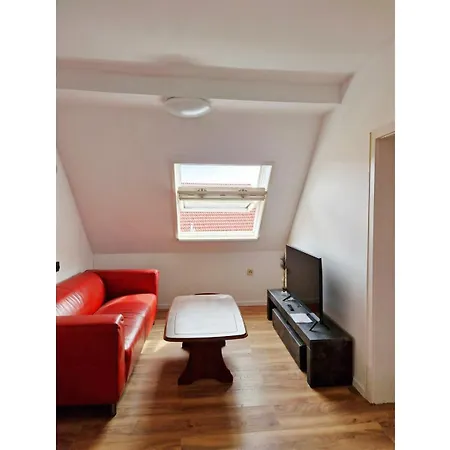Beth Im Dachgeschoss Mit Balkon Apartman Lonnerstadt